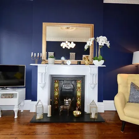 Elegant Garden Flat By The Arches *